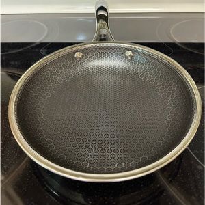 Hexclad 8 inch pan
